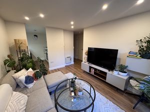 Photo 7- click for photo gallery